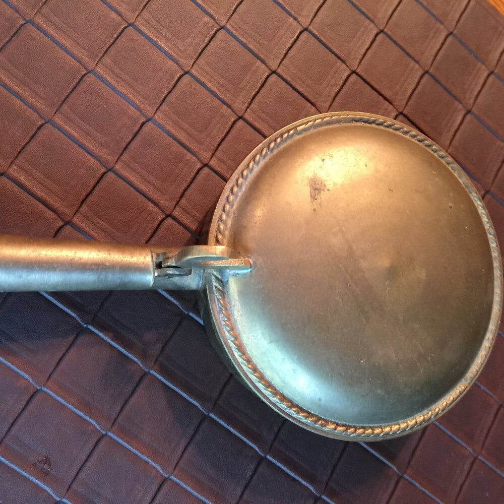 Vintage Solid Brass Silent Butler with Brass Handle 5 1/2" Across wiot Handle